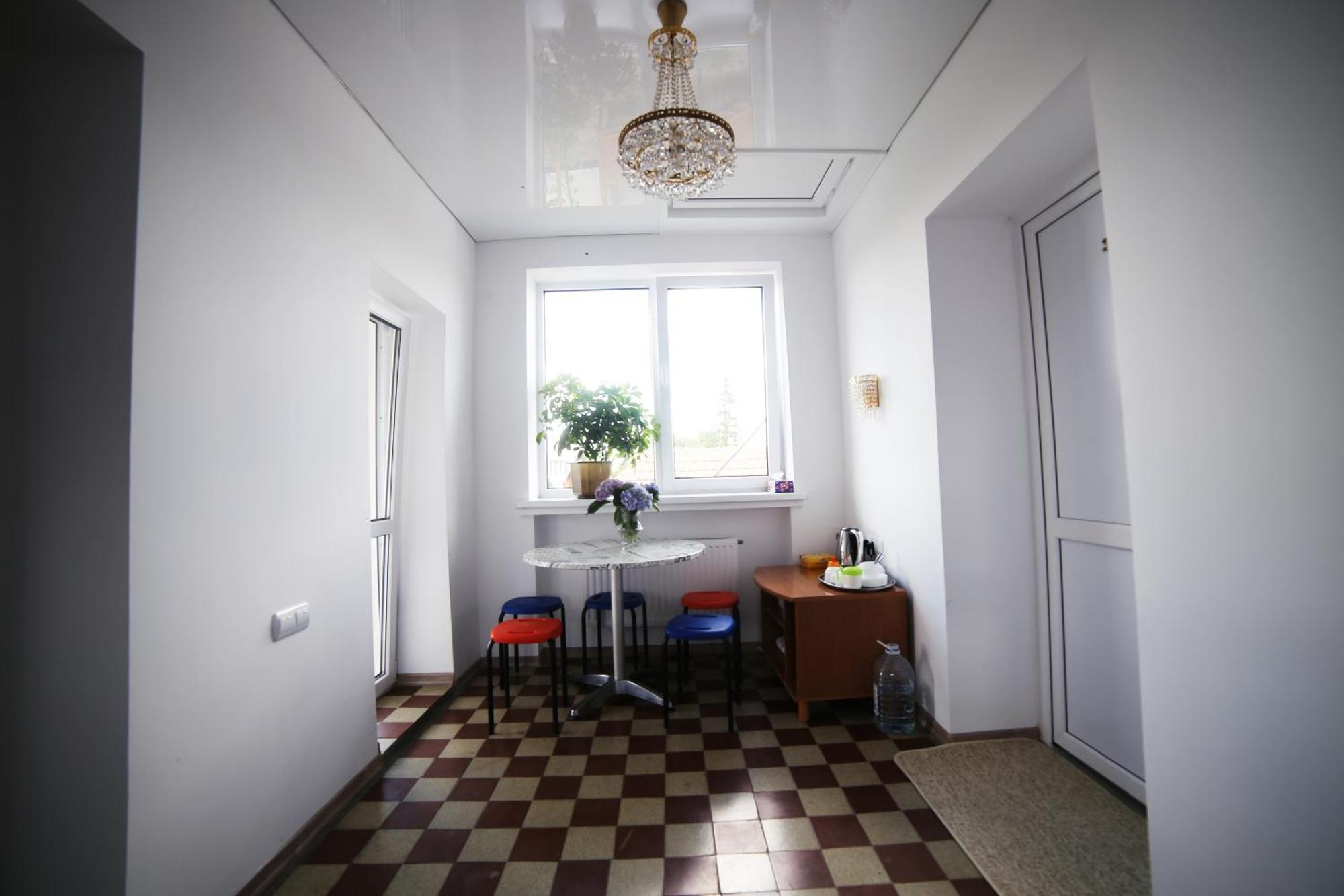 Villa Elena Yanoshi Exteriör bild