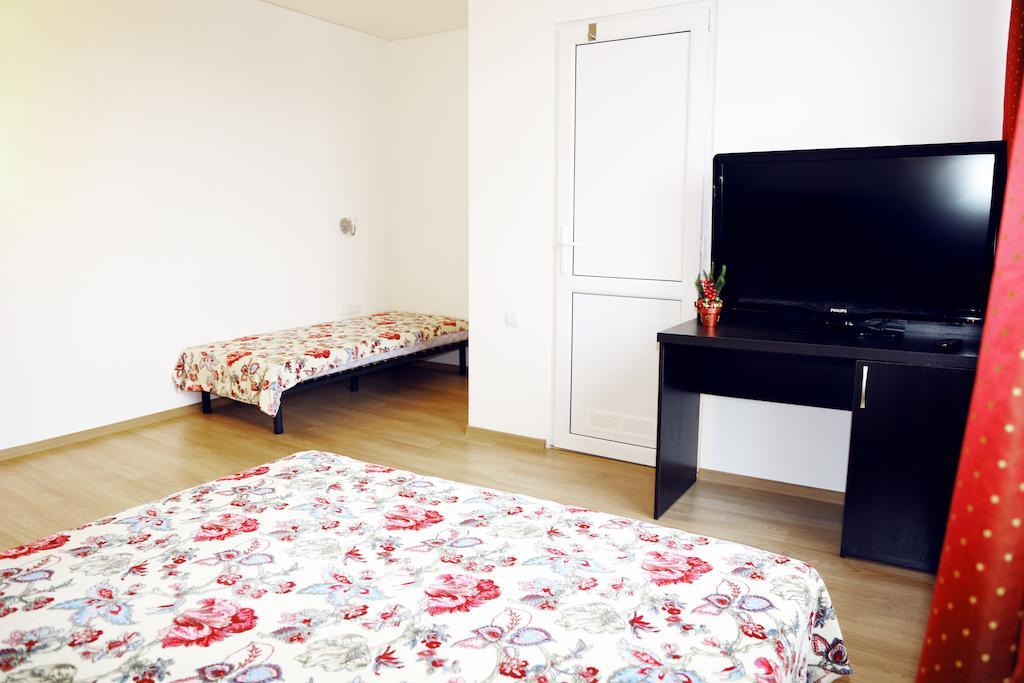 Villa Elena Yanoshi Exteriör bild